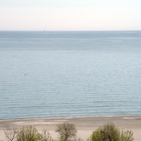 Cityapart 7 - Cazare In Mamaia Nord, Langa Plaja, Cu Vedere La Mare Năvodari Kültér fotó