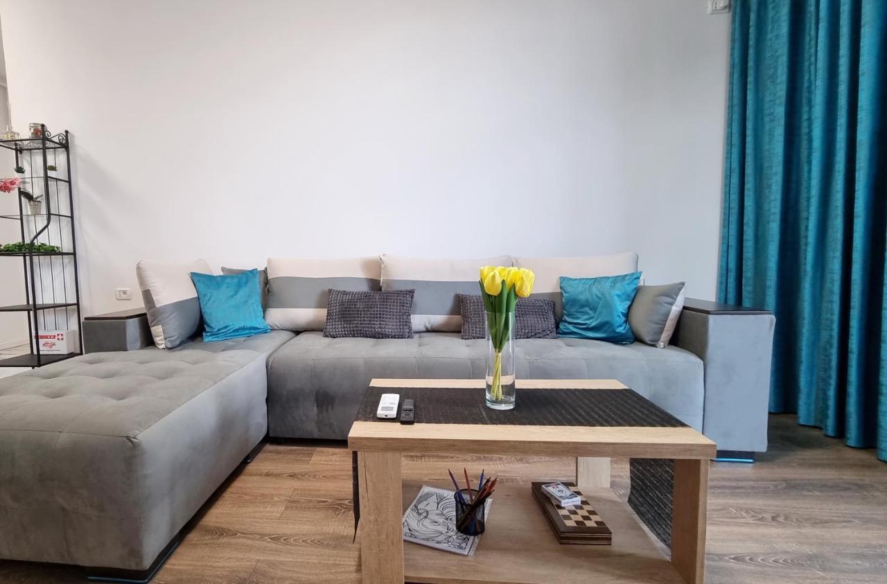 Cityapart 7 - Cazare In Mamaia Nord, Langa Plaja, Cu Vedere La Mare Năvodari Kültér fotó